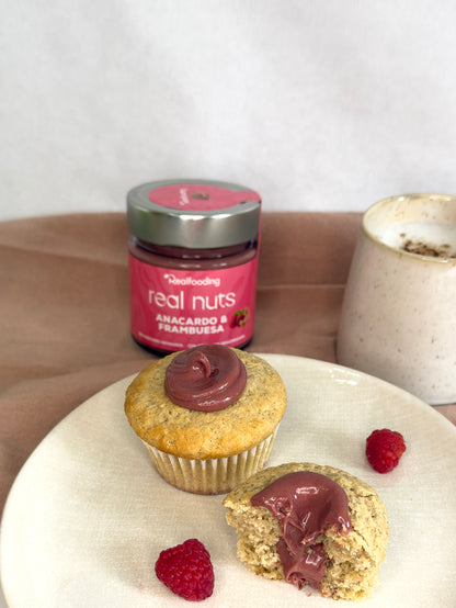 Crema de anacardo y frambuesa
