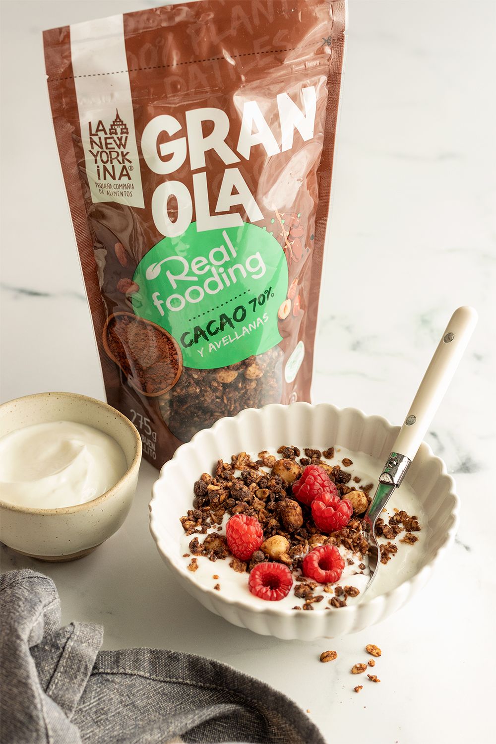 Granola Con Cacao 70% y Avellanas