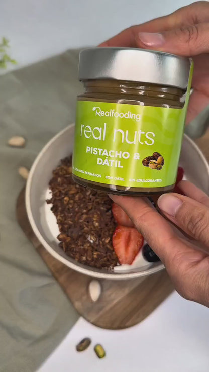 Crema de pistachos con anacardos y dátil