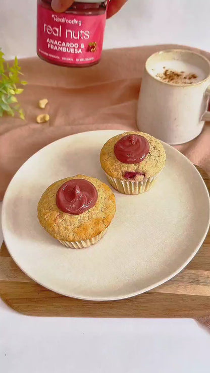 Crema de anacardo y frambuesa